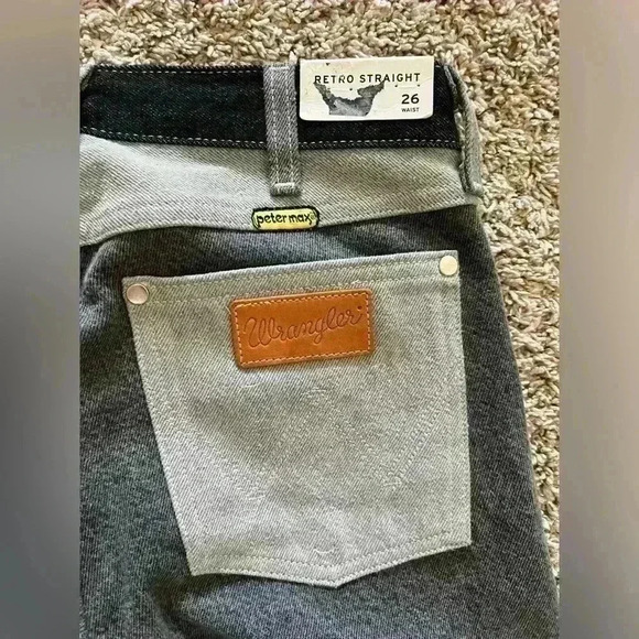 Wrangler Peter Max Special Edition Retro Jeans - Picture 3 of 8